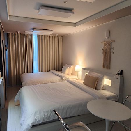 Daon Stay Daegu Habitación foto
